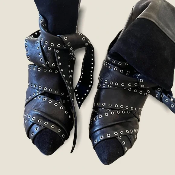 HP‼️❣️ISABEL MARANT black eyelet tie around leather suede Alease ankle boots - Picture 4 of 10